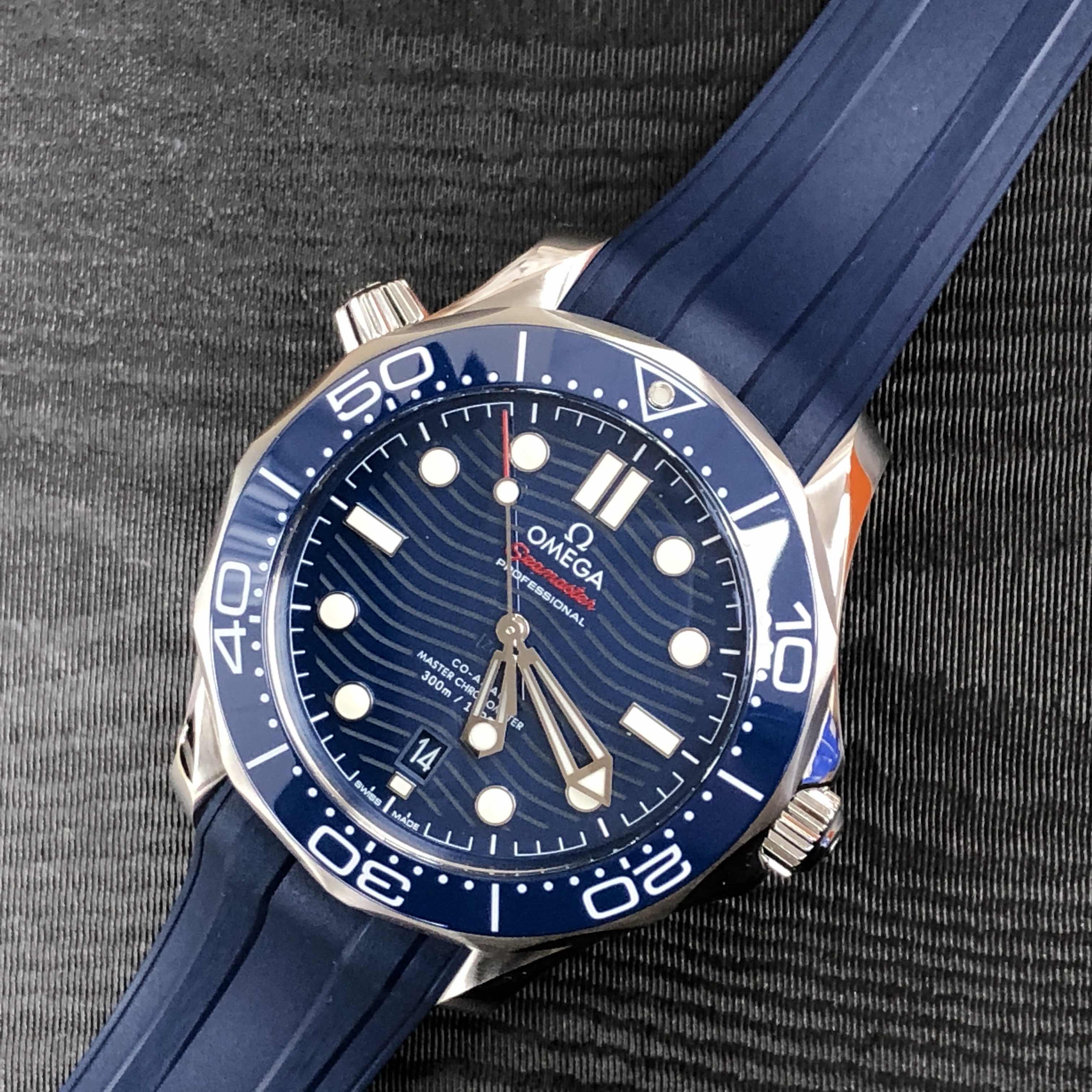 全新omega 欧米茄 海马系列 精钢 蓝色 自动机芯 210.