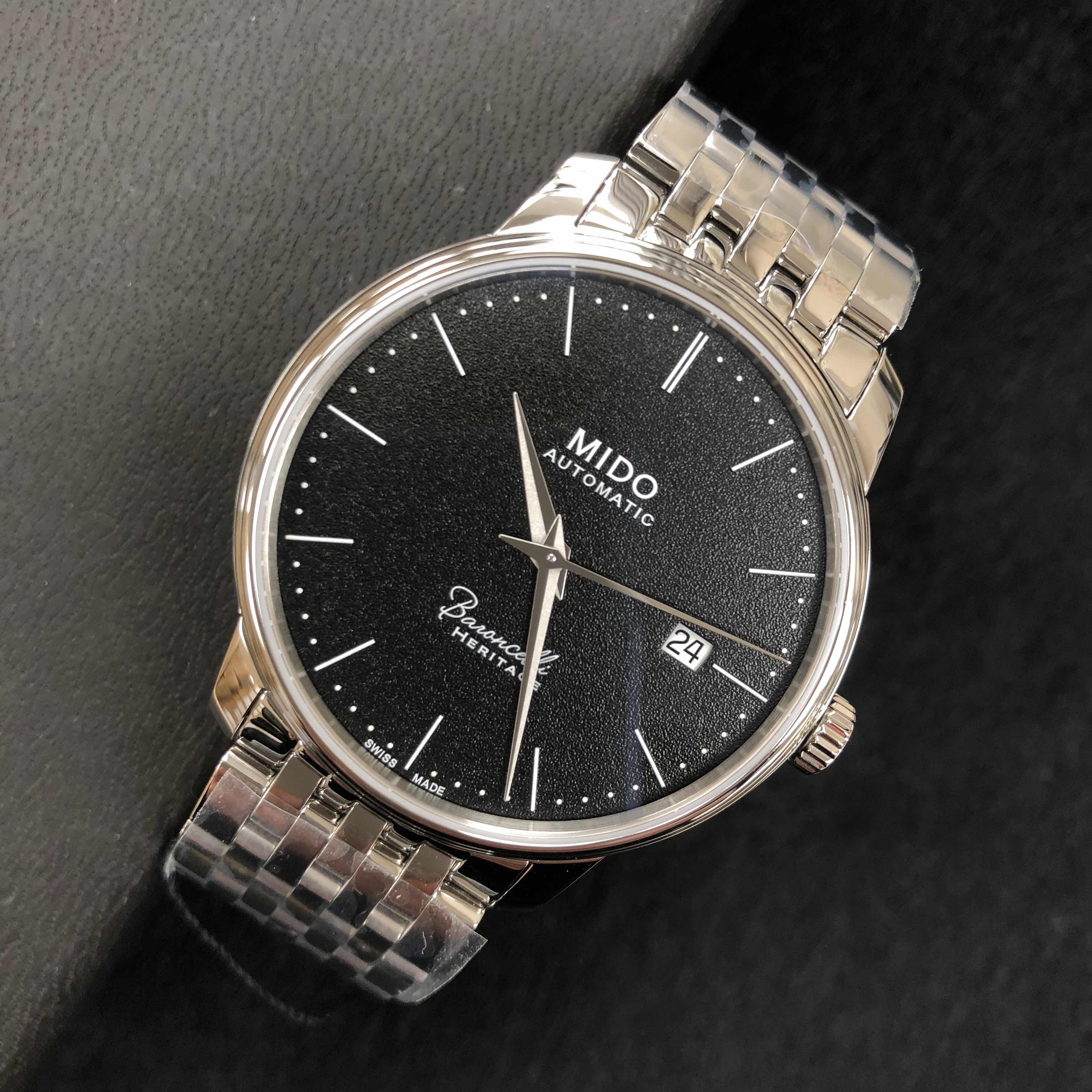 手表 mido 美度 货品编号: m0274071105000 参考价: 请致电或联系客服