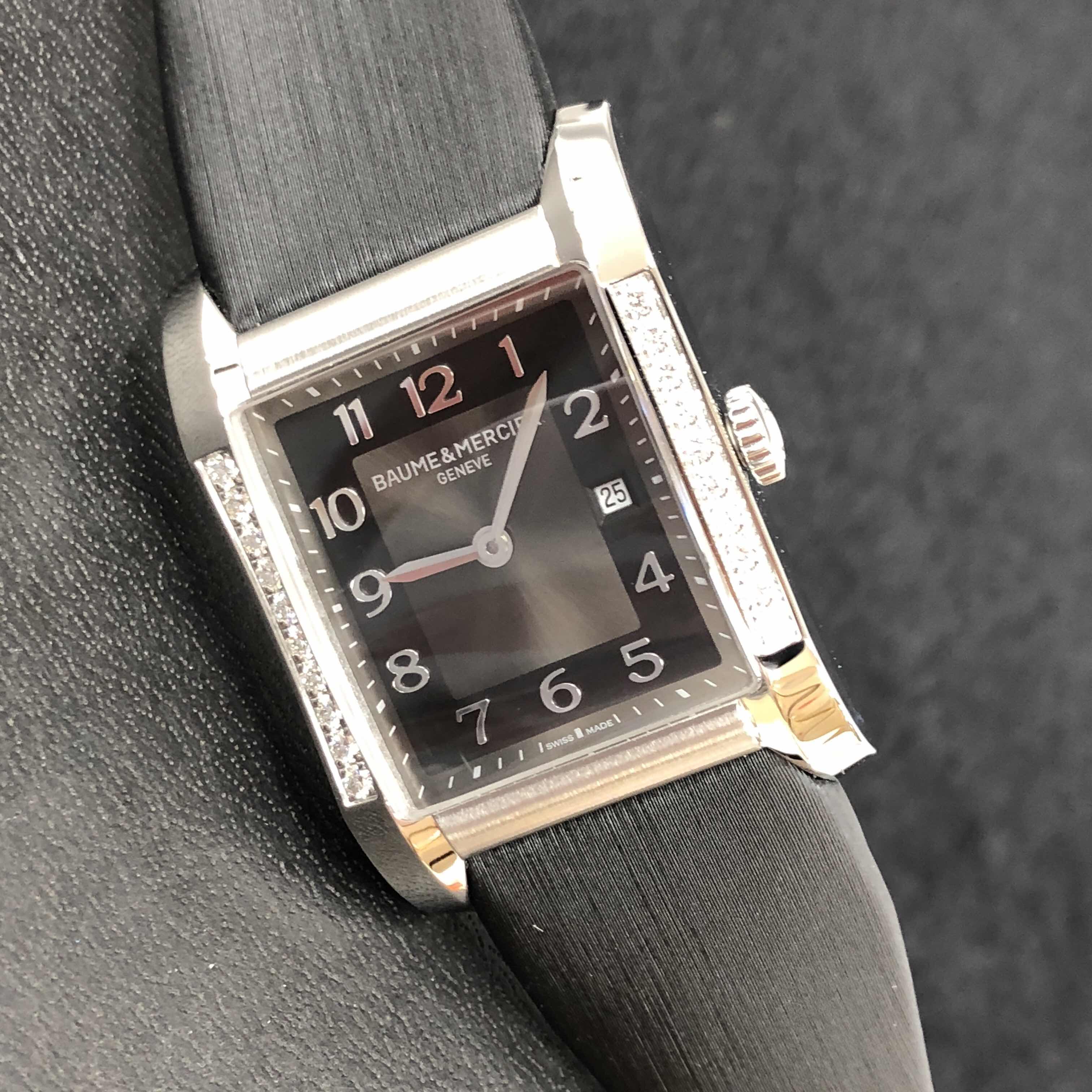 全新baume & mercier 名士 汉伯顿系列 精钢镶钻 黑色 石英机芯 m0a