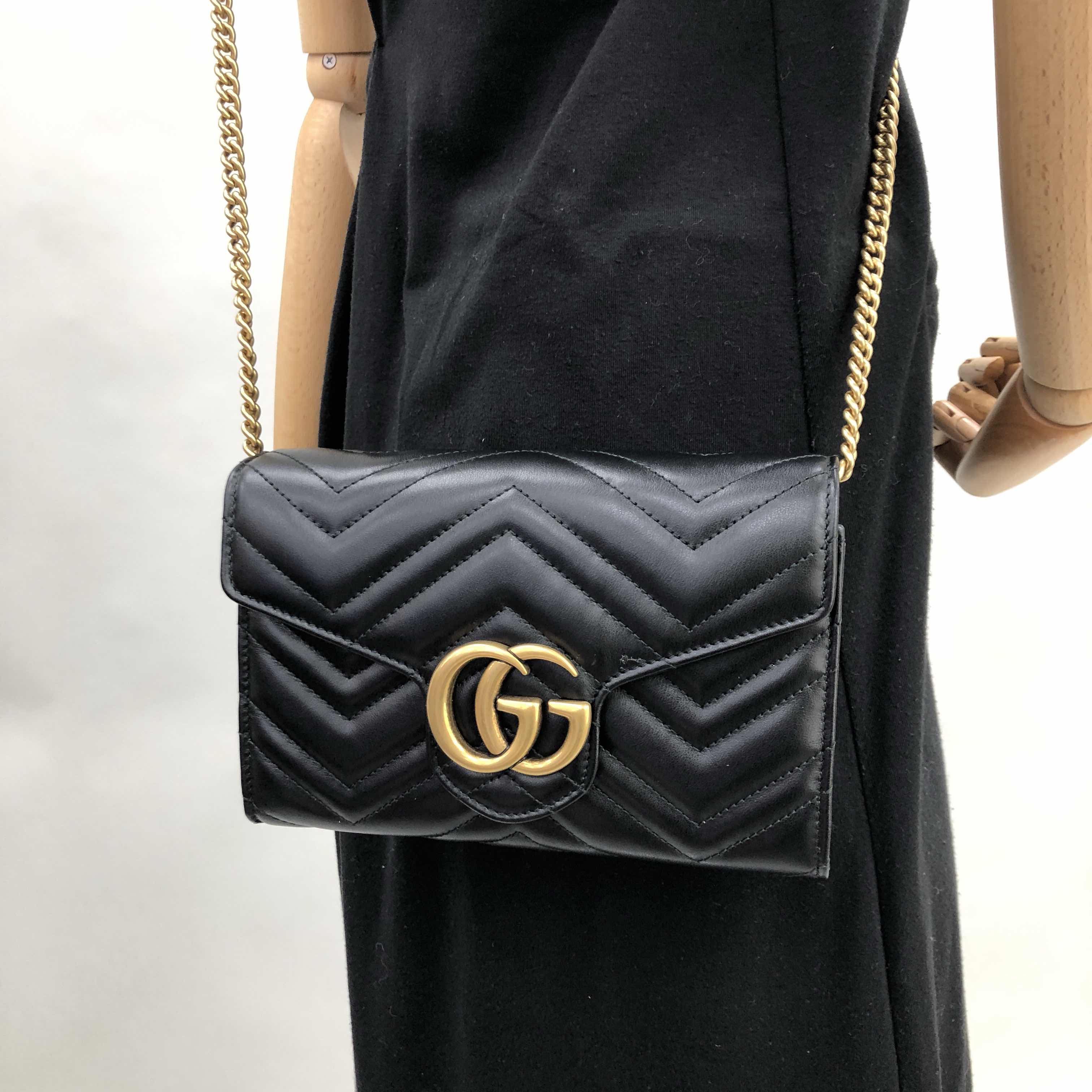 NEW GUCCI HANDBAGS GG MARMONT 474575 DTD1T 1000 CROSSBODY BAG