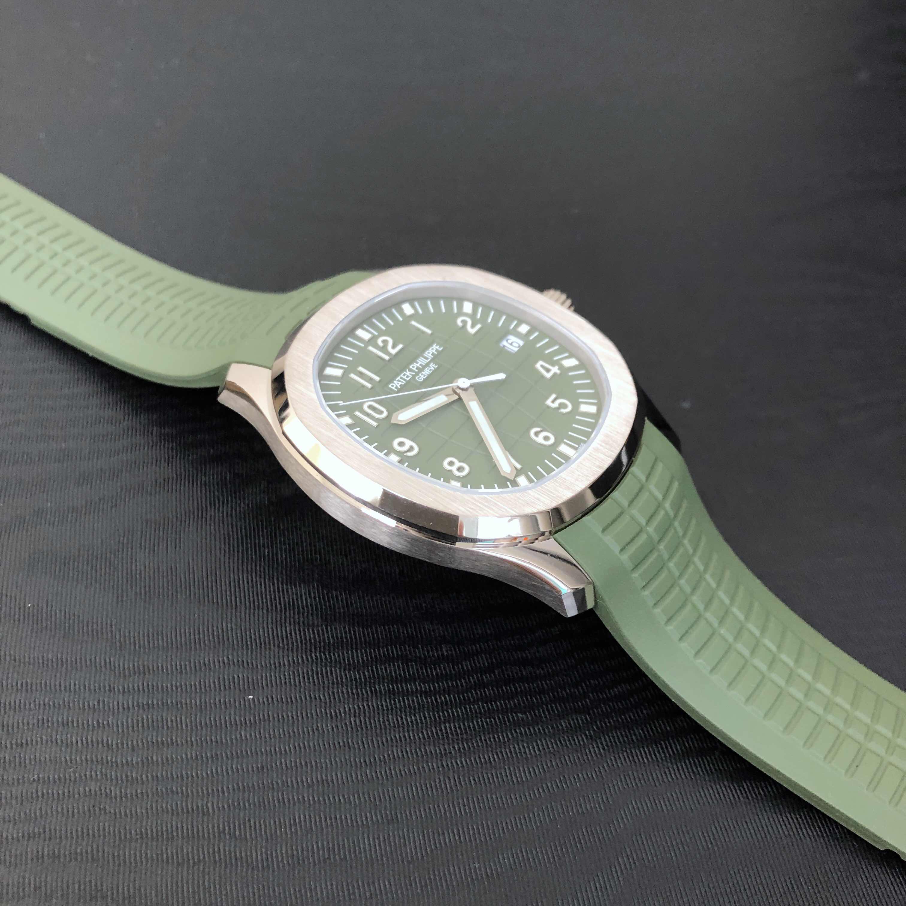 NEW PATEK PHILIPPE AQUANAUT AVOCADO 5168G-010