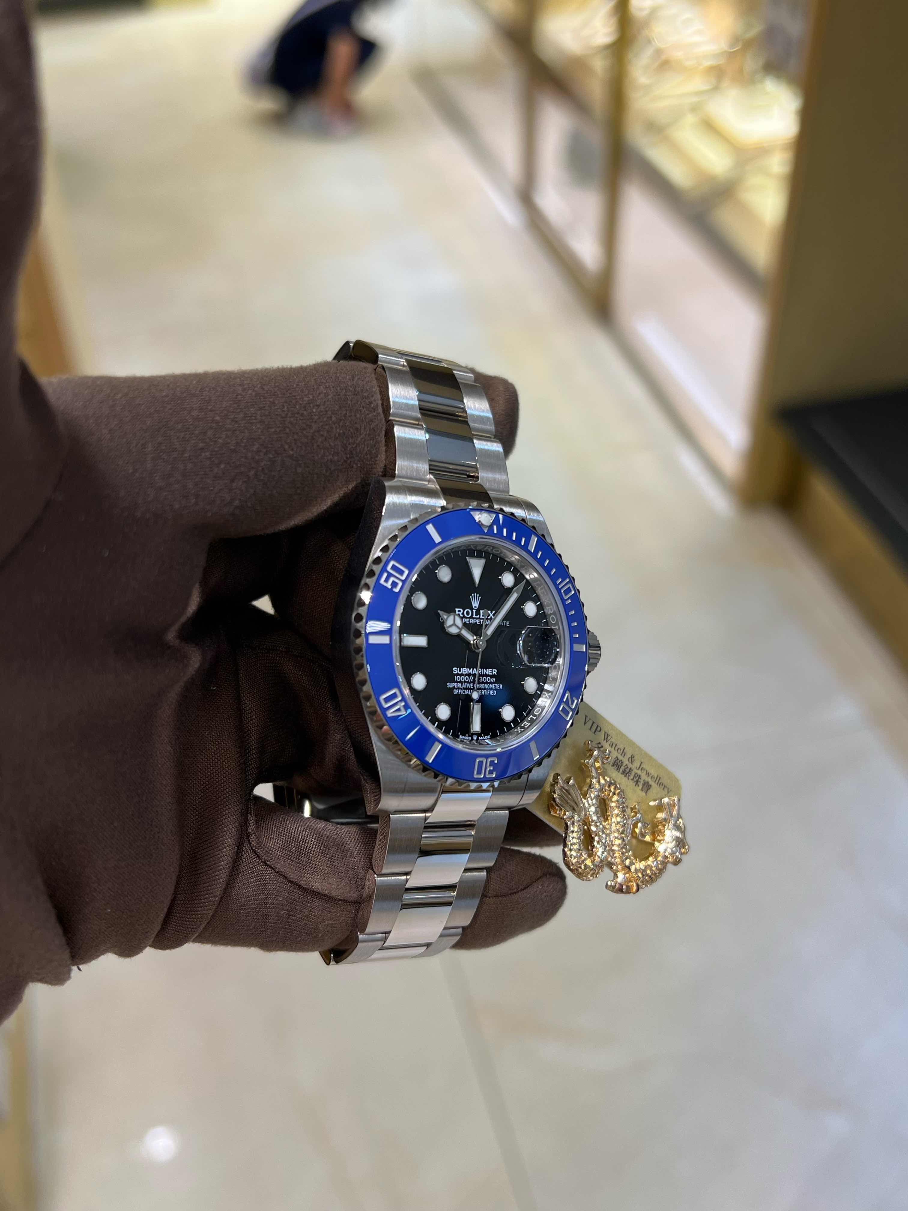 NEW ROLEX SUBMARINER 126619LB-0003 SUBMARINER DATE COOKIE