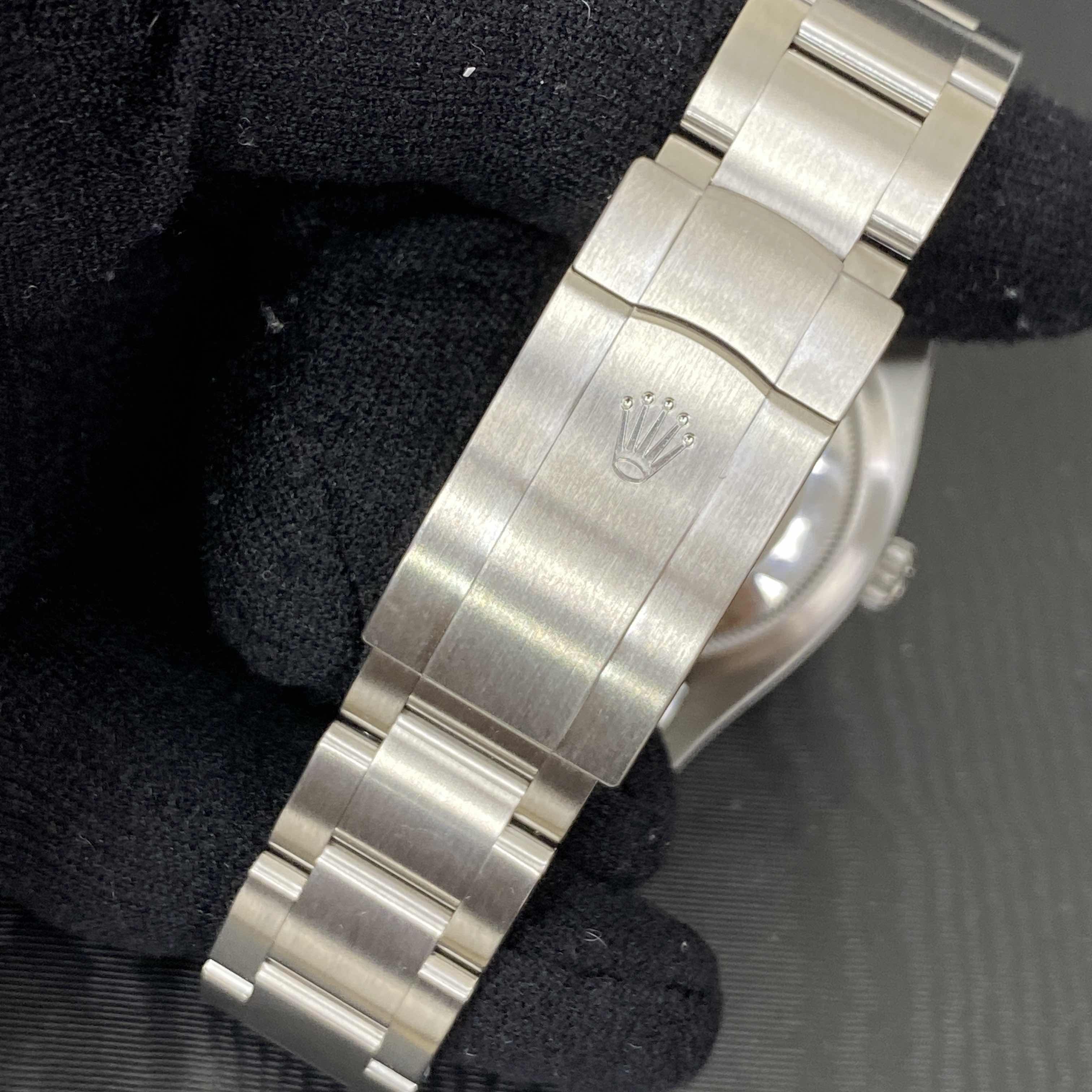 NEW ROLEX OYSTER PERPETUAL 126000BL_O