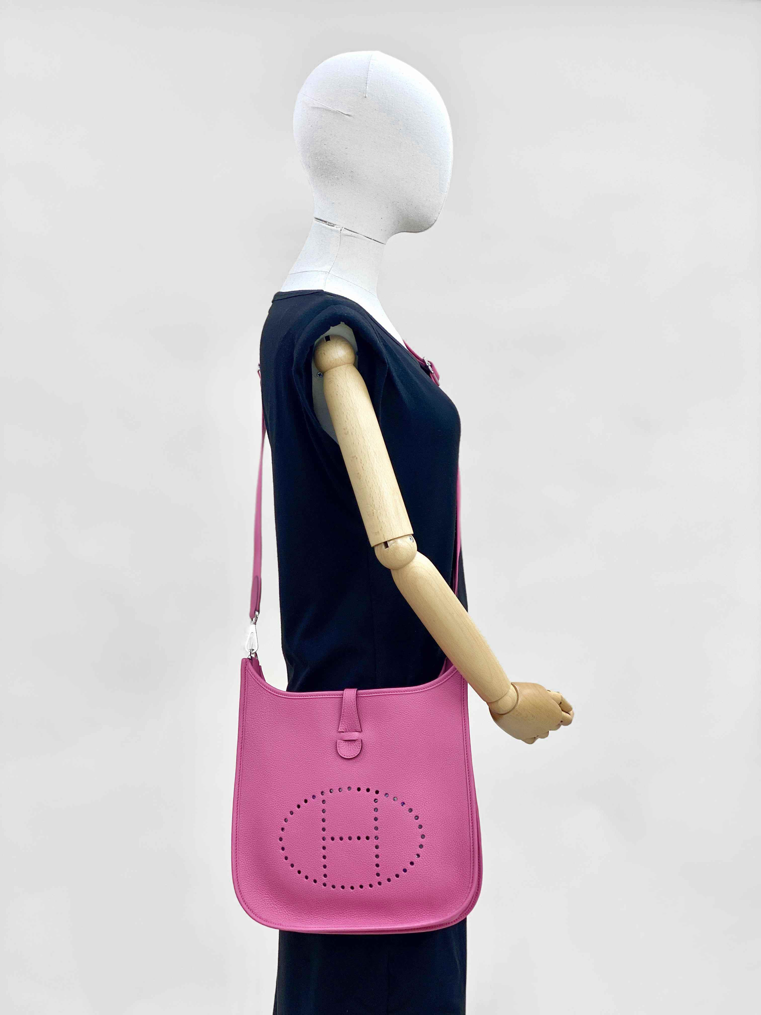 NEW HERMES BAGS EVELYNE 29 5R CROSSBODY BAG ROSE SHOCKING