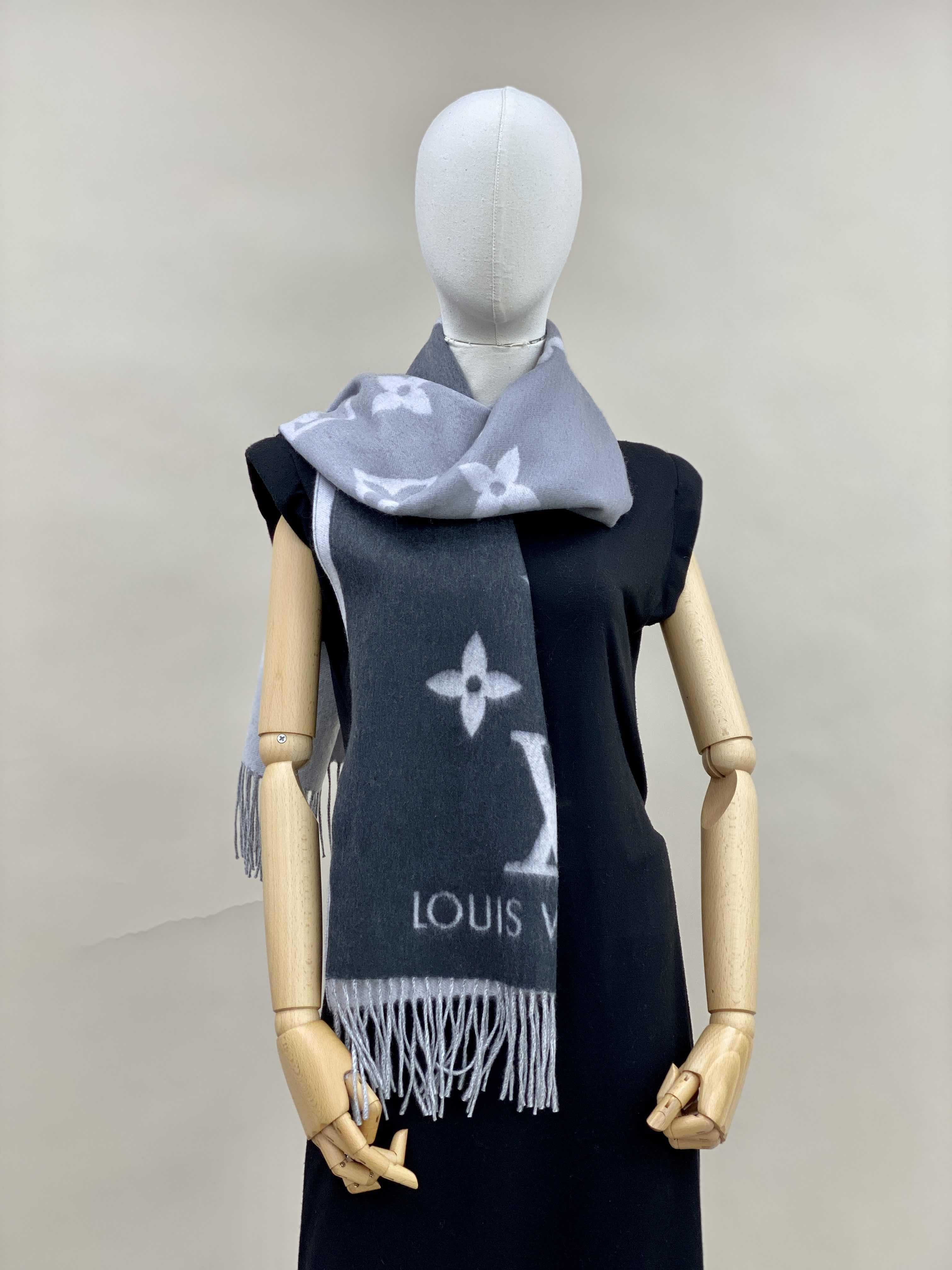 全新LOUIS VUITTON 路易威登圍巾REYKJAVIK GRADIENT M76336 山羊絨灰色