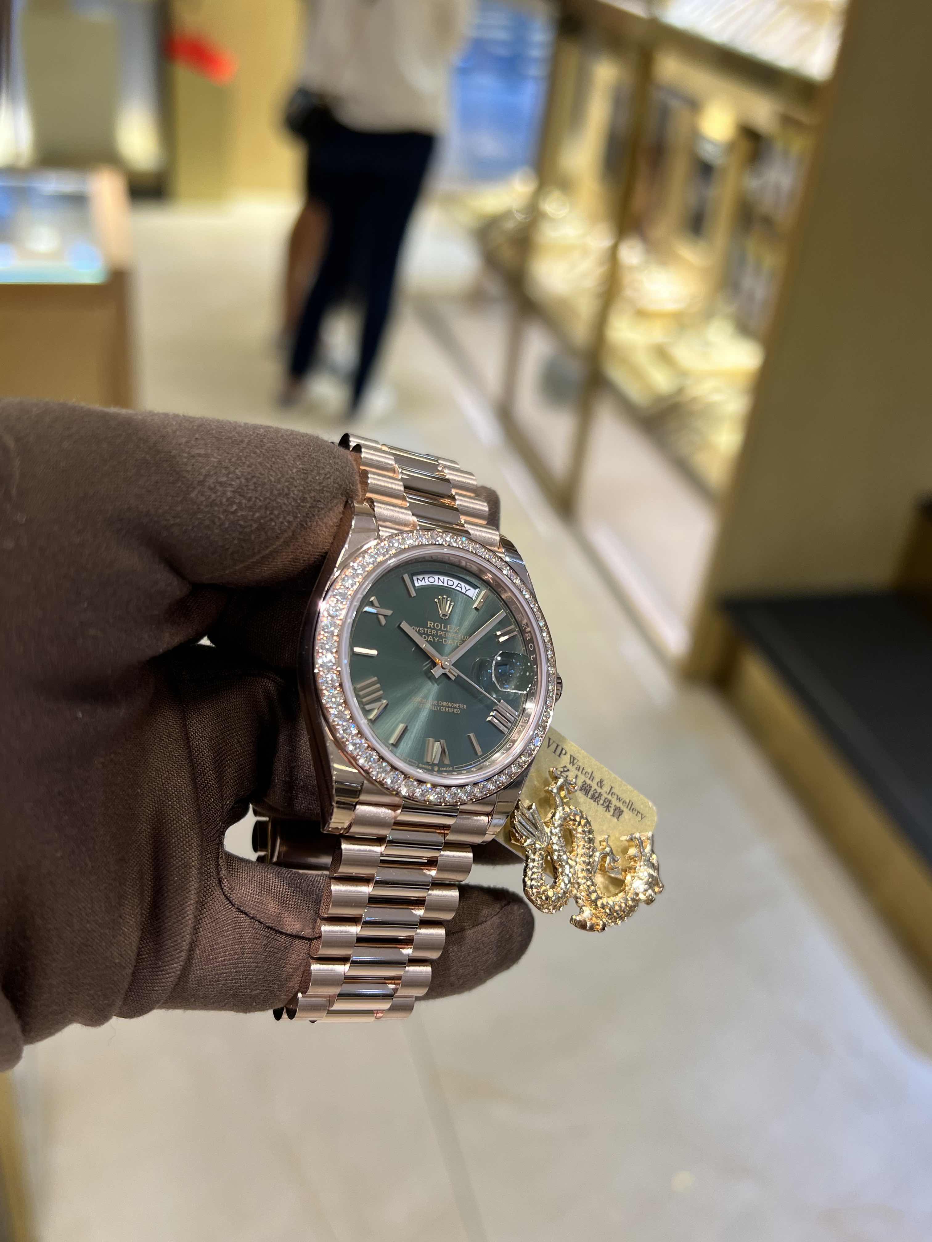 NEW ROLEX DAY-DATE 228345RBR-0011