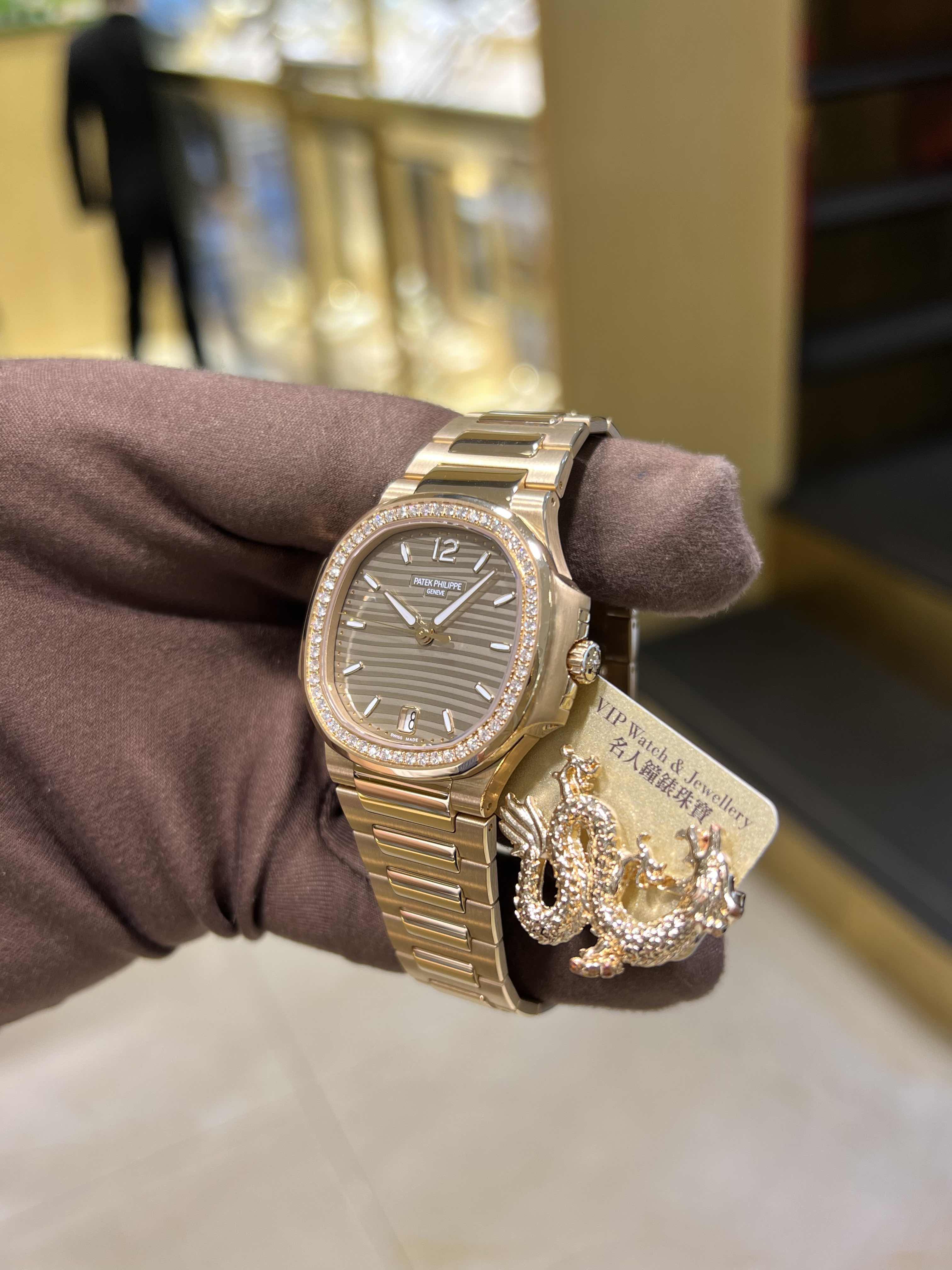 NEW PATEK PHILIPPE NAUTILUS 7118/1200R-010