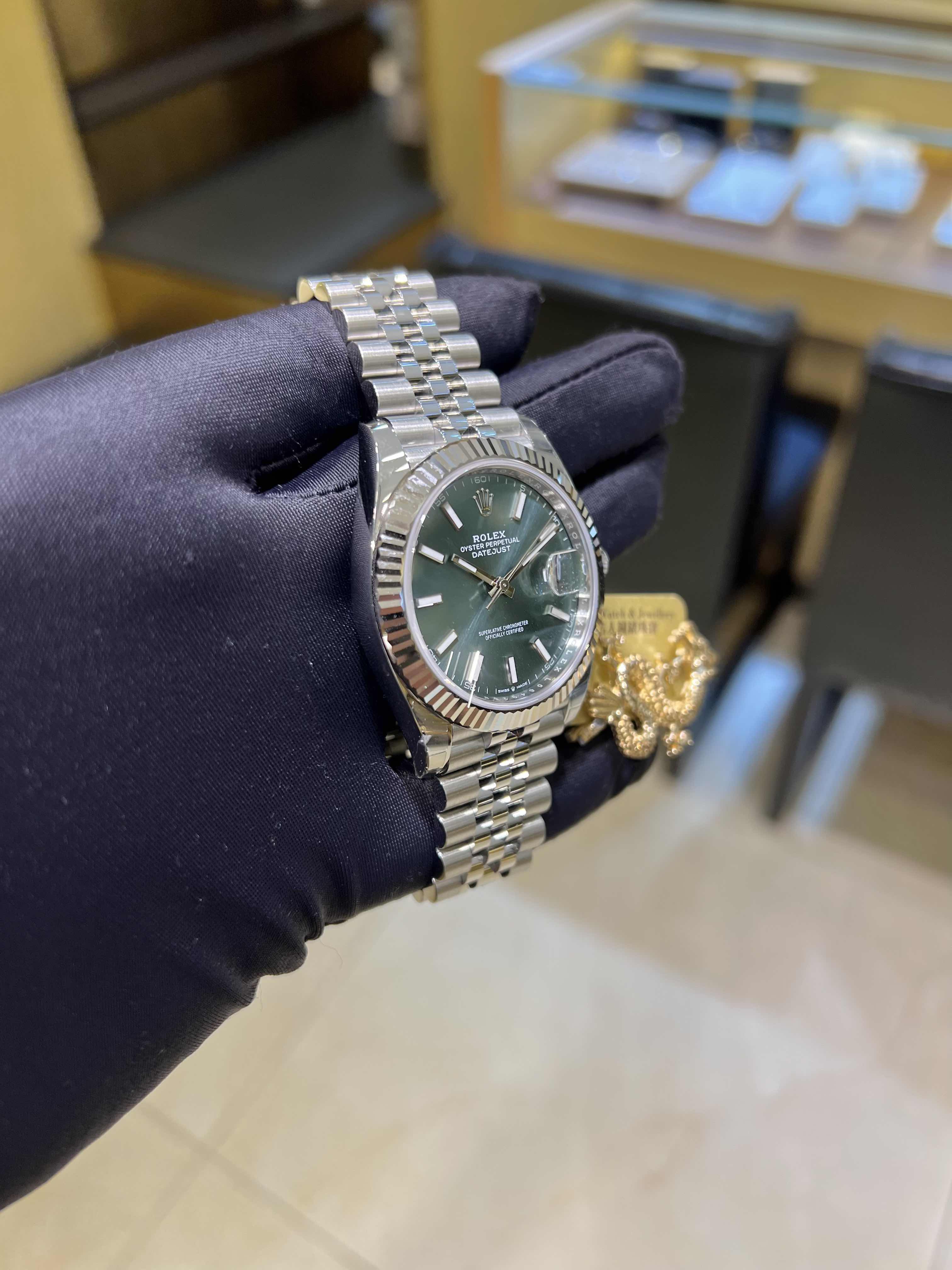 ROLEX 新型4個HK ROLEX 新型4個HK ロレックスが2024年新作を発表！ディスコン