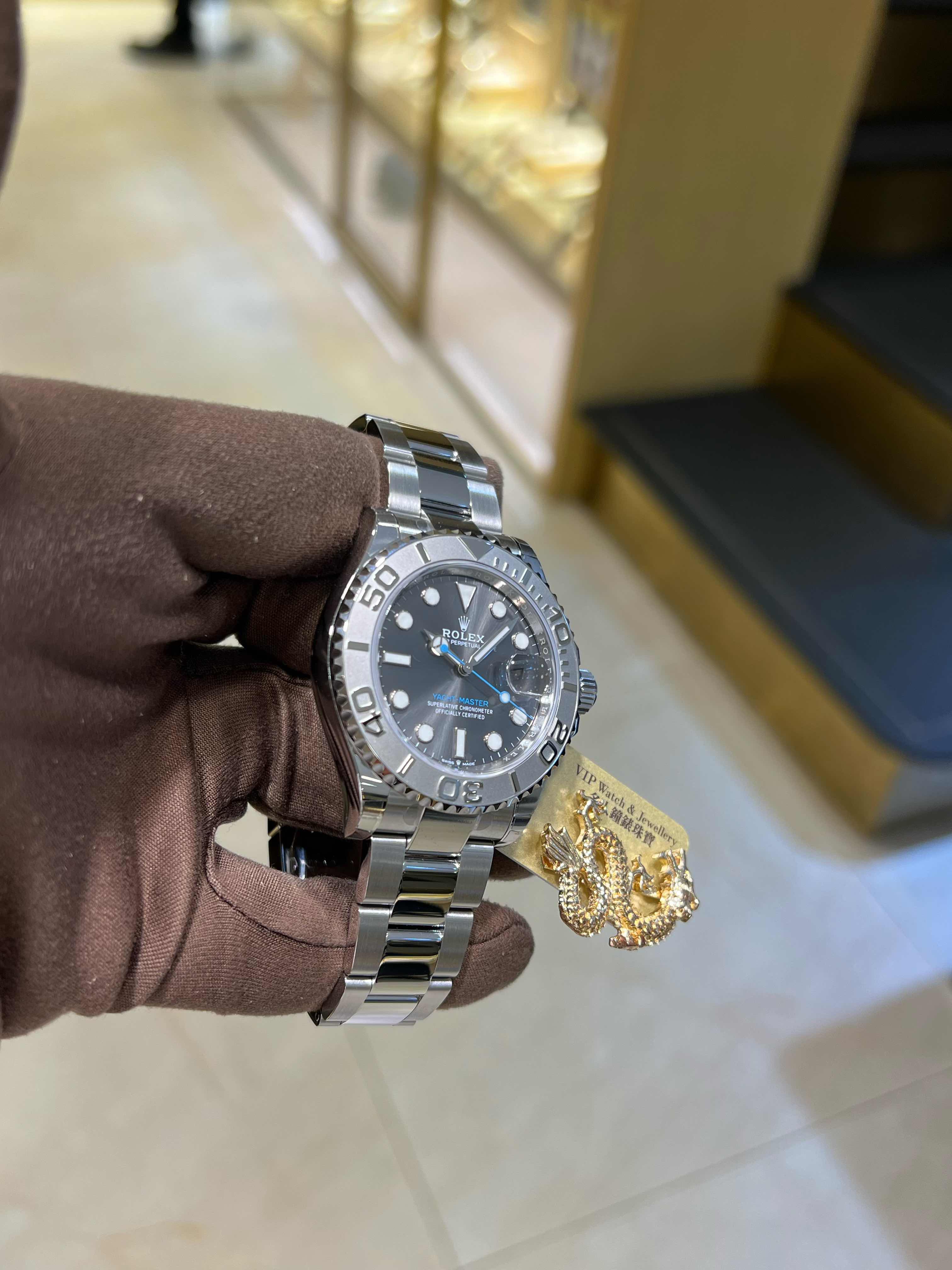 NEW ROLEX YACHT MASTER 126622-0001 GREY BLUE HAND