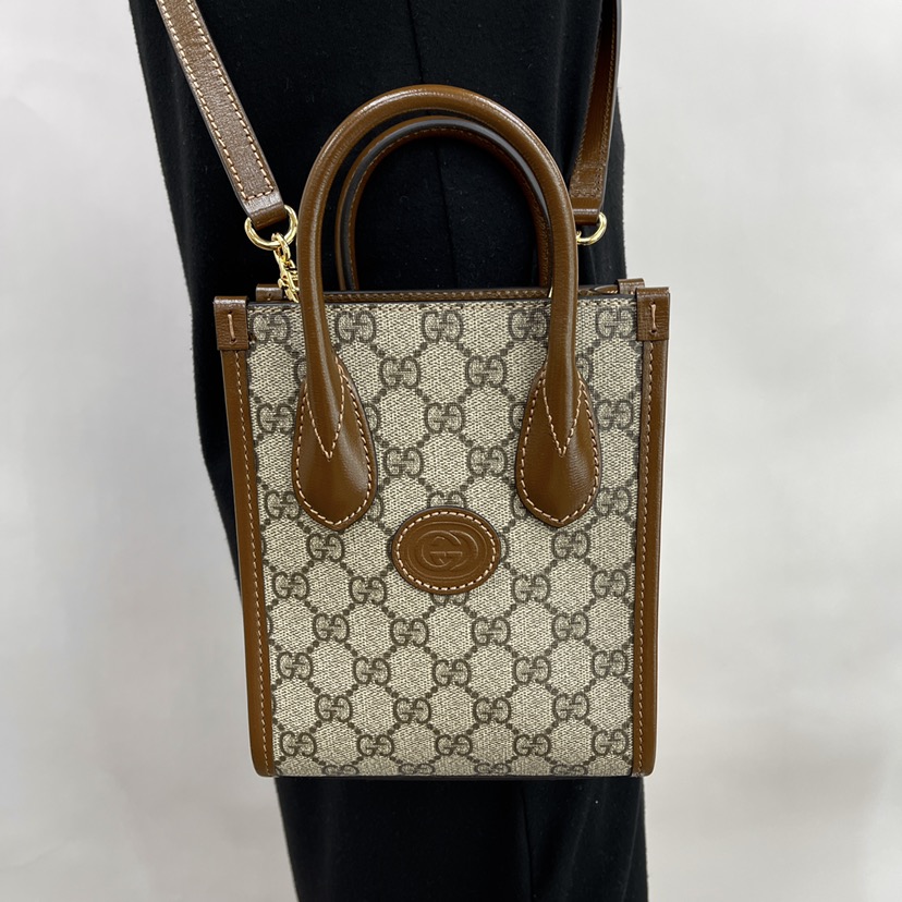 NEW GUCCI BAGS GG SUPREME 671623 92TCG 8563 SHOULDER BAG