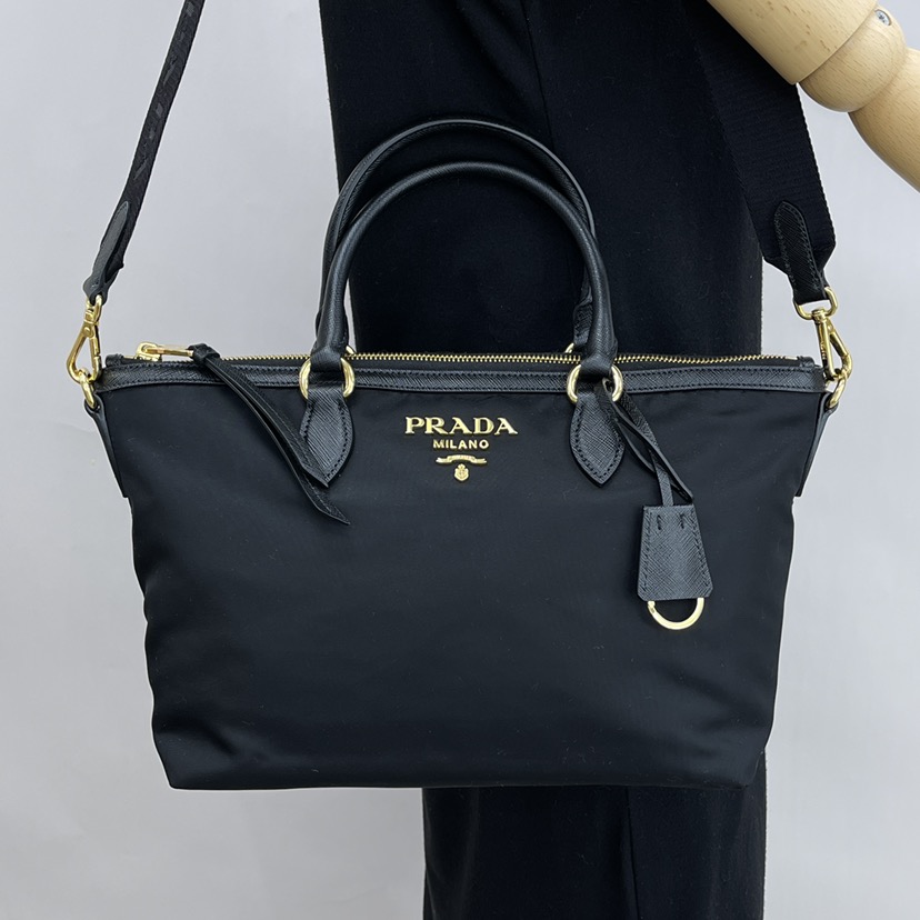 トートバッグ PRADA BORSA A MANO 1BA104 ZMY F0002 PRADA BORSA A MANO 1BA104 ZMY F0002 (PRADA/トートバッグ