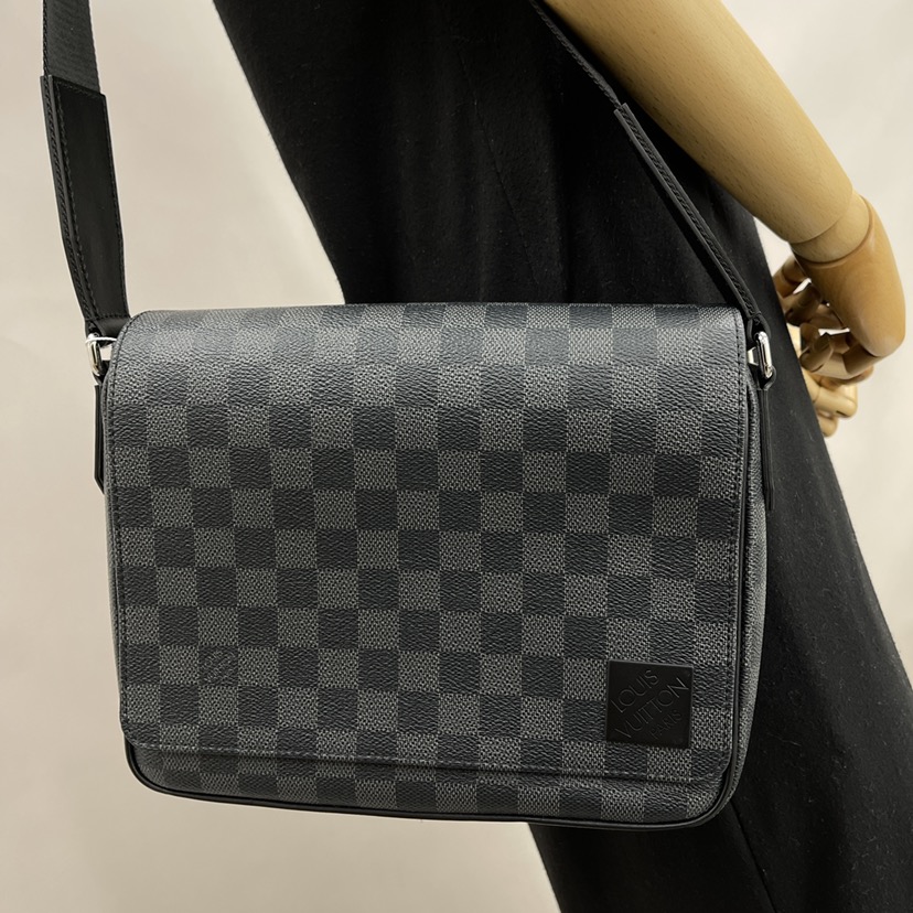 NEW LOUIS VUITTON BAGS DISTRICT PM N42710 SHOULDER BAG
