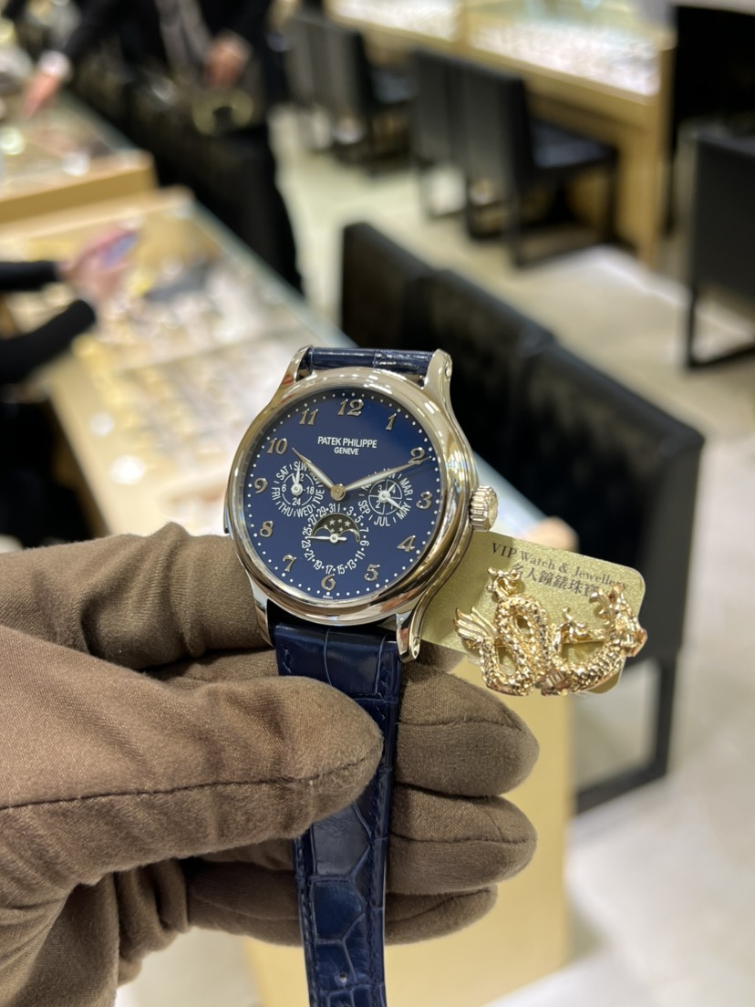 NEW PATEK PHILIPPE GRAND COMPLICATIONS 5374G-001