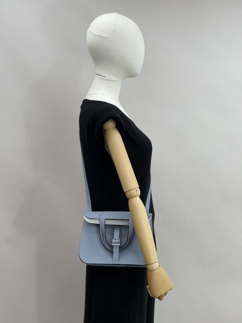 美品　HERMES　H型バックル HERMES レザー ベルト H型バックル