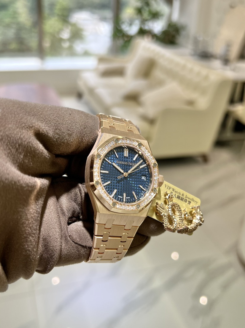 【激レア】beats Executive AUDEMARS PIGUET NEW AUDEMARS PIGUET ROYAL OAK 15551OR.ZZ.1356OR.05