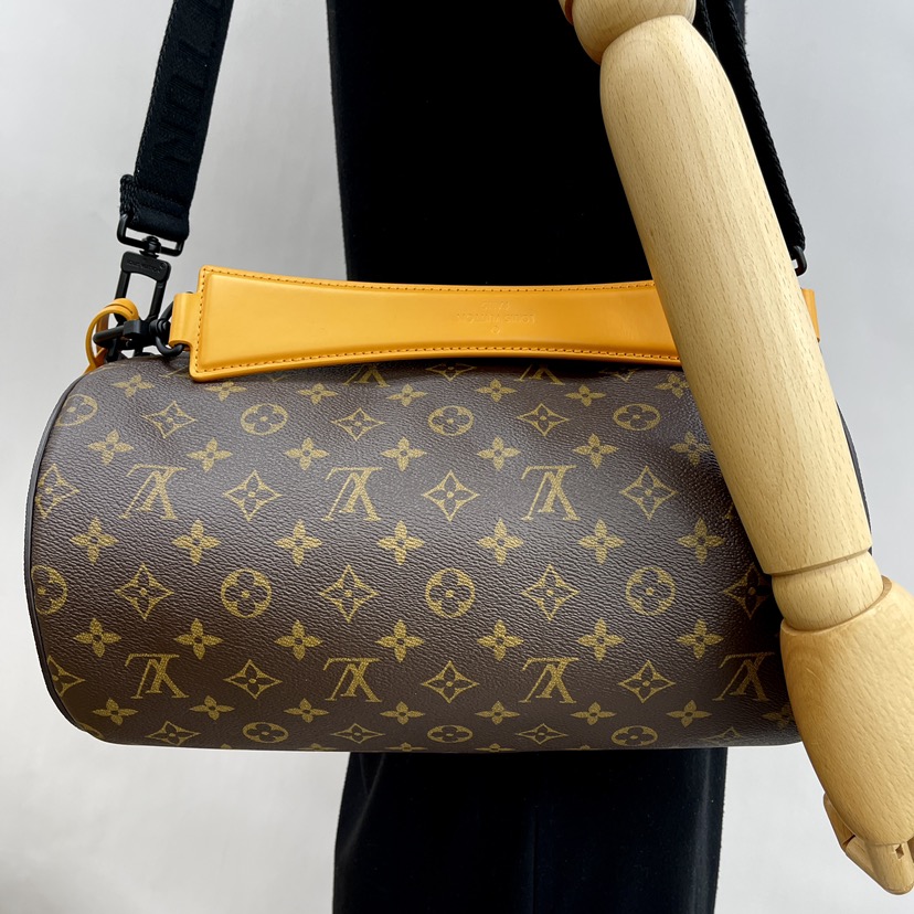ショルダーバッグ LOUIS VUITTON Soft Polochon MM bag ◇Louis Vuitton 23AW◇Soft Polochon MM◇クロスボディバッグ