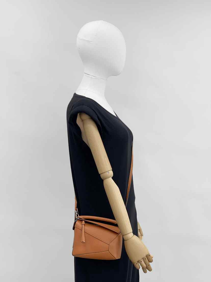 ⭐︎新品・未使用⭐︎ LOEWE コリアンダー　170g LOEWE(ロエベ) / Tシャツ/S/コットン/ブラック/背タグ取れかけ