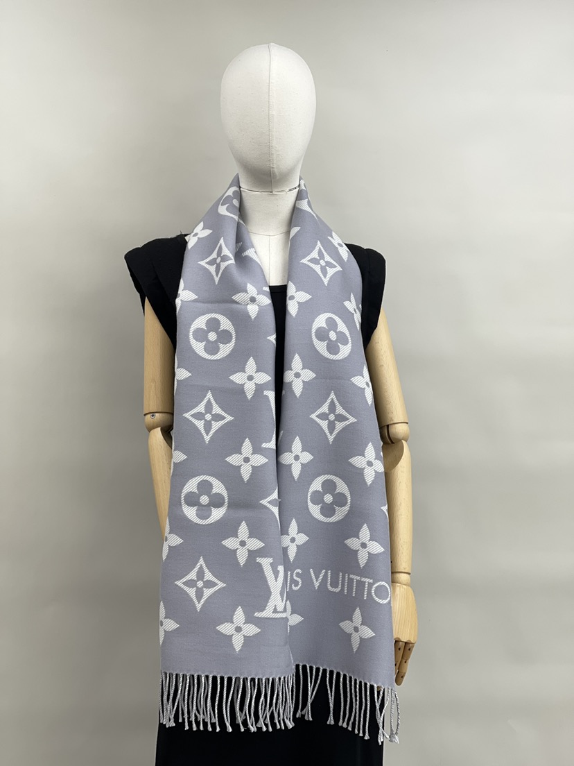 全新LOUIS VUITTON 路易威登圍巾ESSENTIAL M77727 羊毛淺灰色