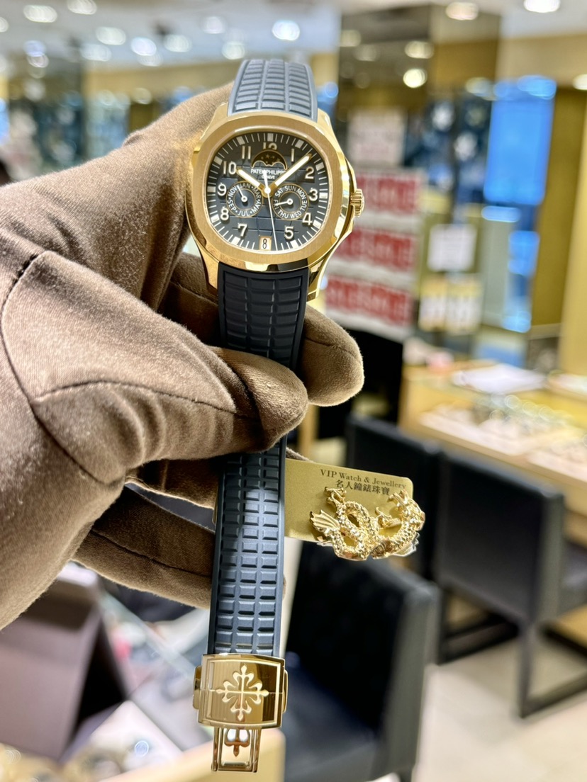 Patek Philippe Nautilus オマージュ　自動巻き時計 Watches - 68 Patek Philippe Nautilus for sale on JamesEdition