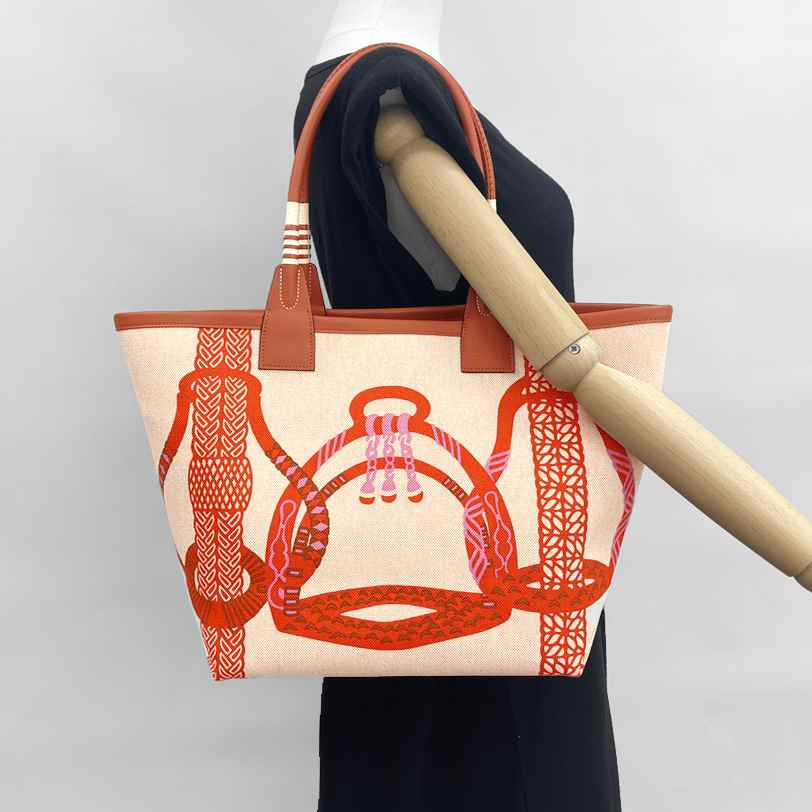 【日本未入荷・パリ直送】HERMES Borsa Steeple 28 トートバッグ Hermes Tote Bag Steeple 28 Twilight Ash Swift Red Ecru Brown