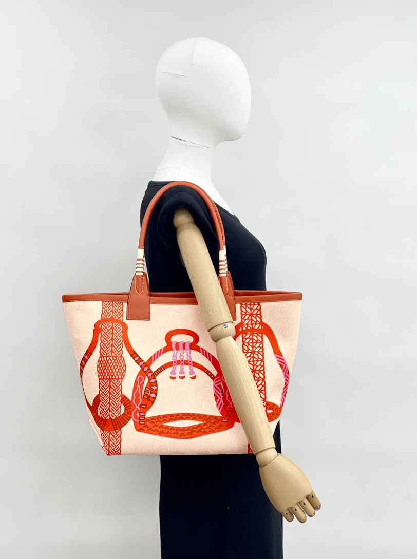NEW HERMES BAGS STEEPLE 28 9T HANDBAG