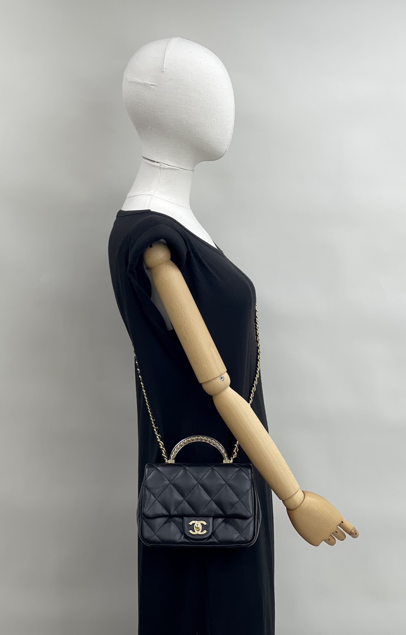 【上品クール&高級感】CHANEL so black バッグ ミニマトラッセ ハンドバッグ | CHANEL