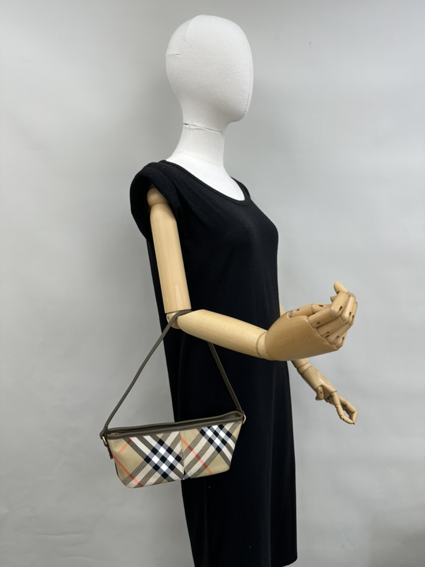 バーバリー ショルダーバッグ SIMPLE BAGUETTE 8095296