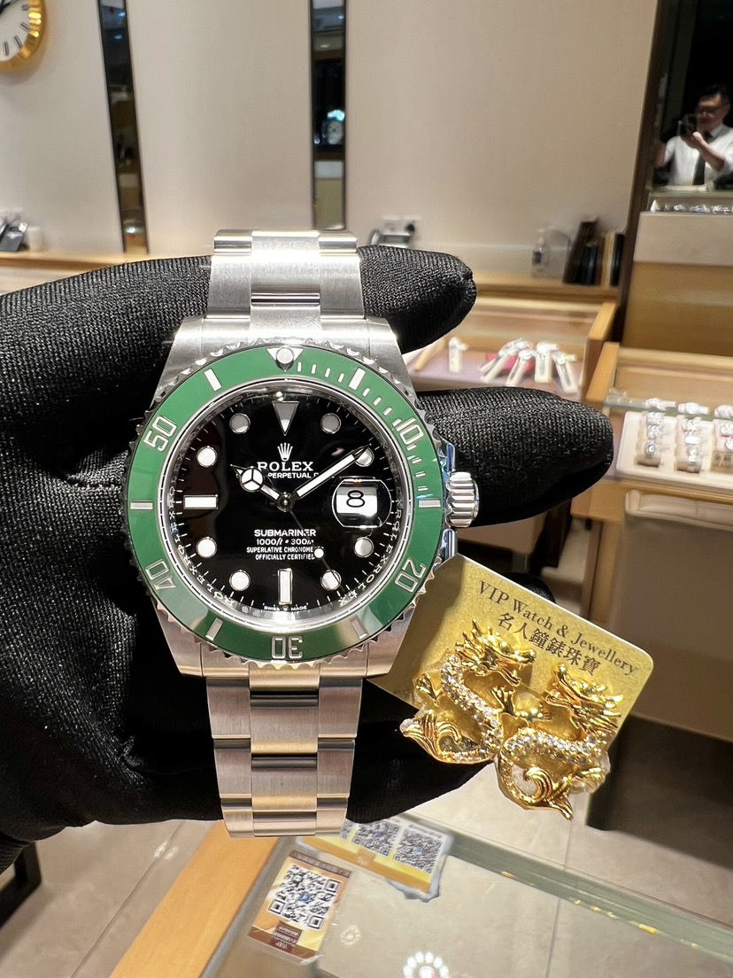 ROLEX グリーンボックス Rolex Submariner Date Oystersteel, M126610LV-0002