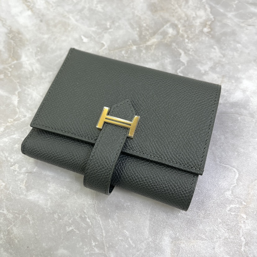 【Hermes】新色 vert mangrove/gold☆大人気 Bearn Combine 財布 20250605120534_2545.jpg