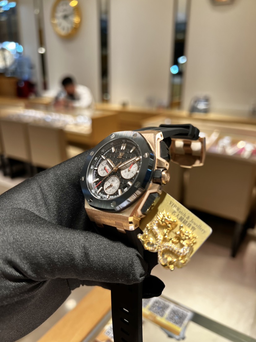 全新AUDEMARS PIGUET 愛彼ROYAL OAK OFFSHORE 皇家橡樹離岸系列