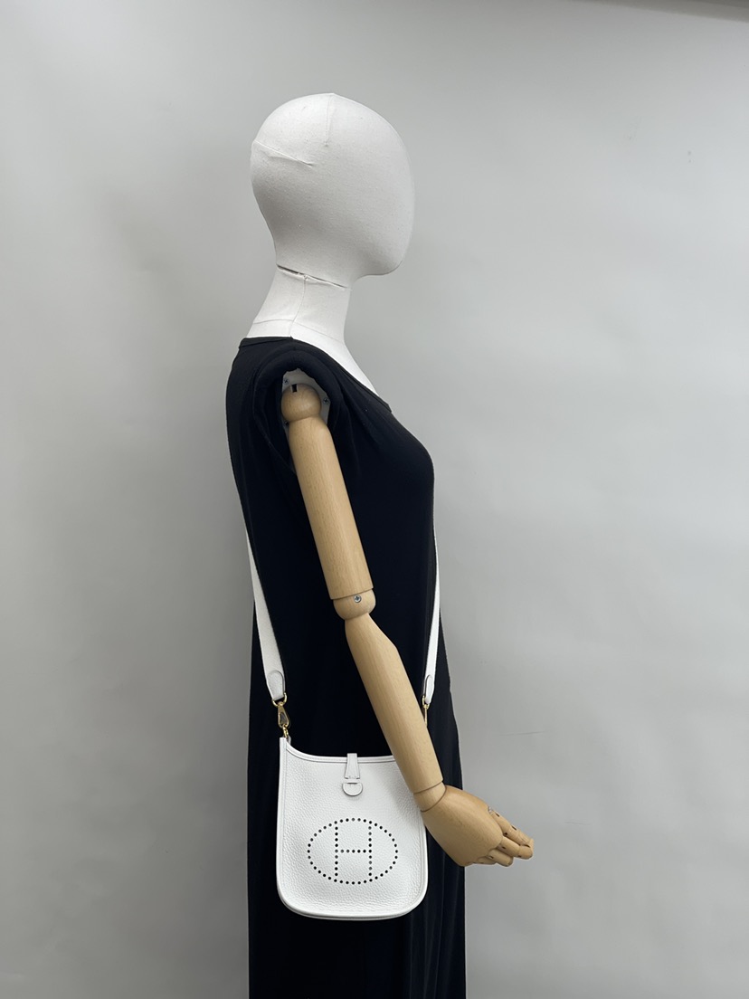 NEW HERMES BAGS EVELYNE 16 01 SHOULDER BAG/CROSSBODY BAG