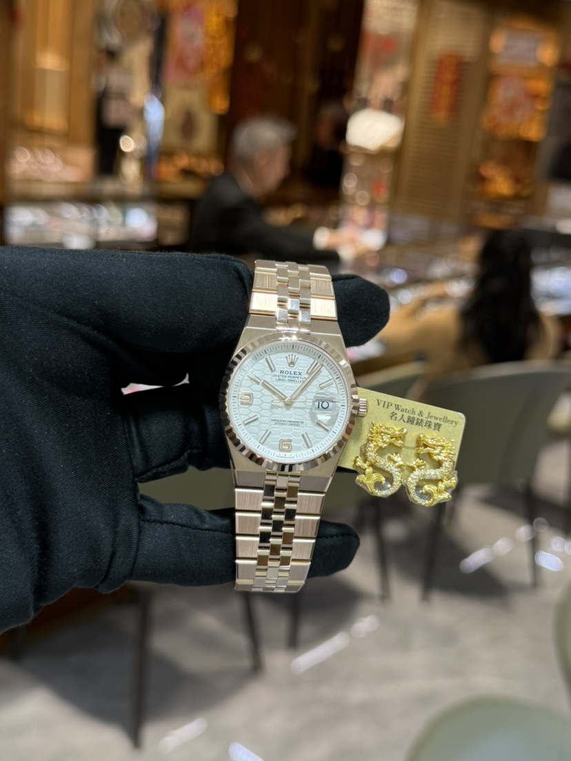 NEW ROLEX LAND-DWELLER 127235-0001