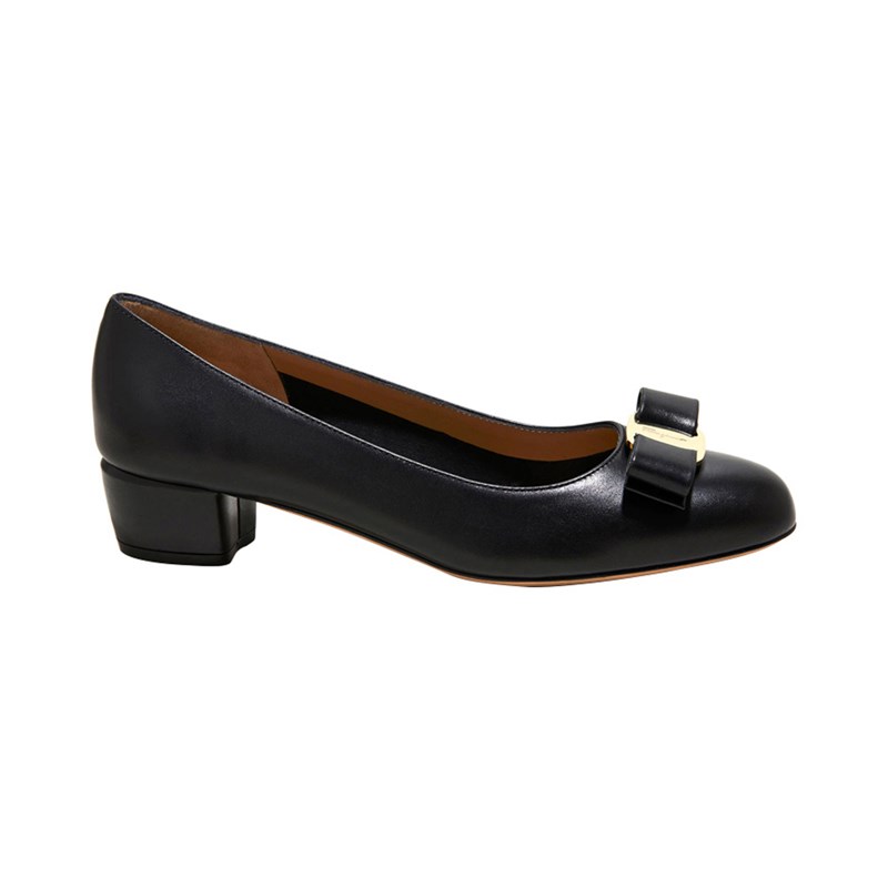 SALVATORE FERRAGAMO ストレッチレキンス 111700P761011 BLACK SALVATORE FERRAGAMO 黑色女士低跟鞋01-B221-575970