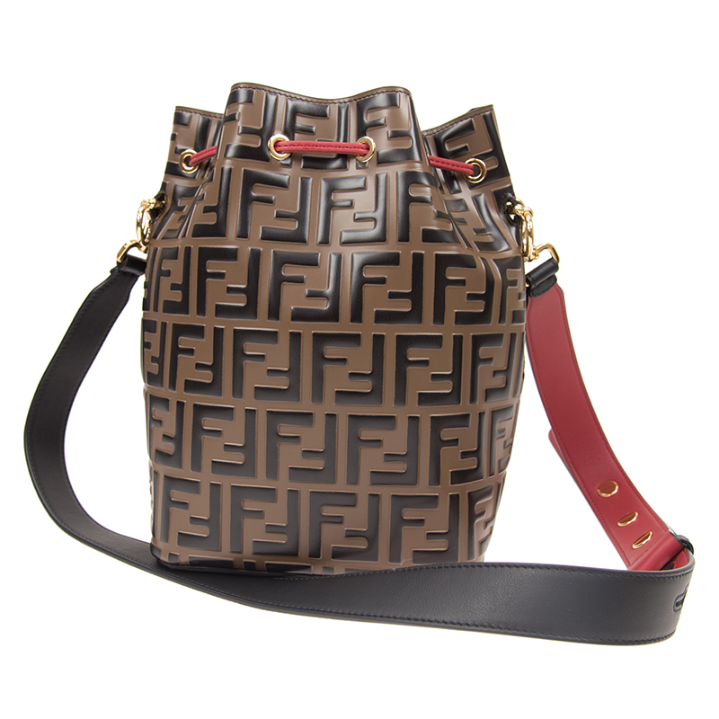 NEW FENDI HANDBAGS MON TRESOR 8BT298 A6AE F13VJ BUCKET BAG/CROSSBODY BAG  Celebrity standing
