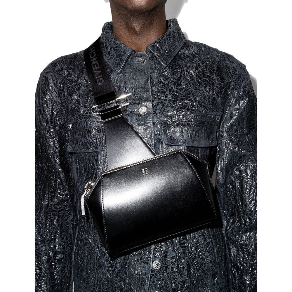GIVENCHYのバック Givenchy レザーショルダーバッグ | ブラック | FARFETCH JP