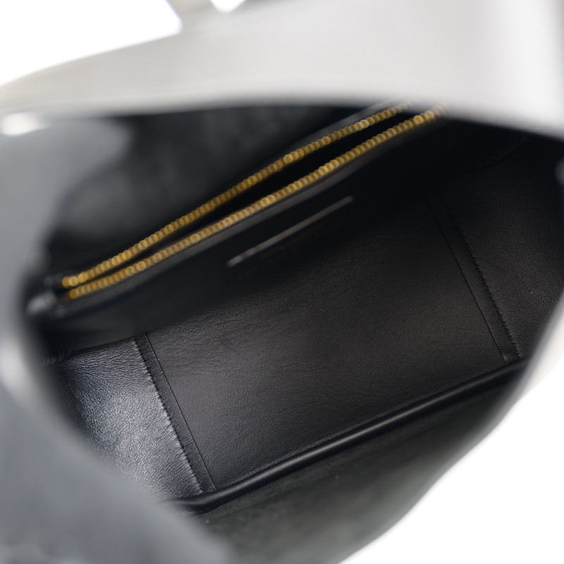 ハンドバッグ Saint Laurent HAND BAG (713938AAAUQ 1000) NEW YSL SAINT LAURENT BAGS LE 5 À 7 713938 AAAUQ 1000