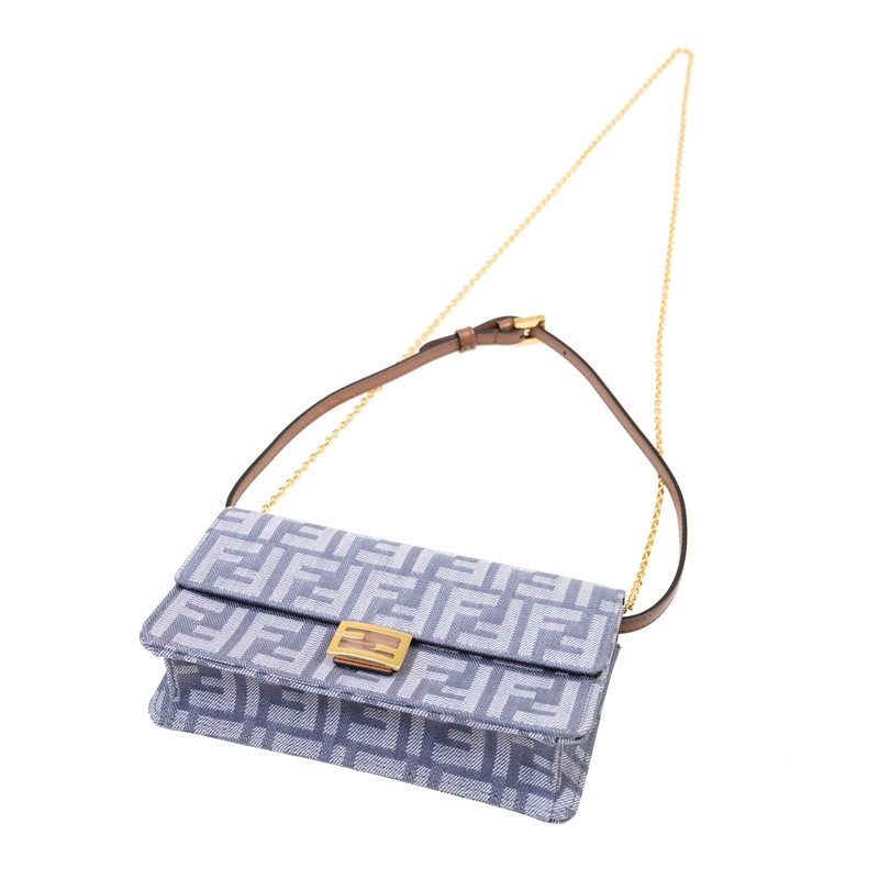 ショルダーバッグ・ポシェット FENDI Woman Shoulder bag Blue 8M0498 AUT4 F1SXQ NEW FENDI BAGS FF 8M0498 AUT4 F1SXQ SHOULDER BAG/CROSSBODY BAG